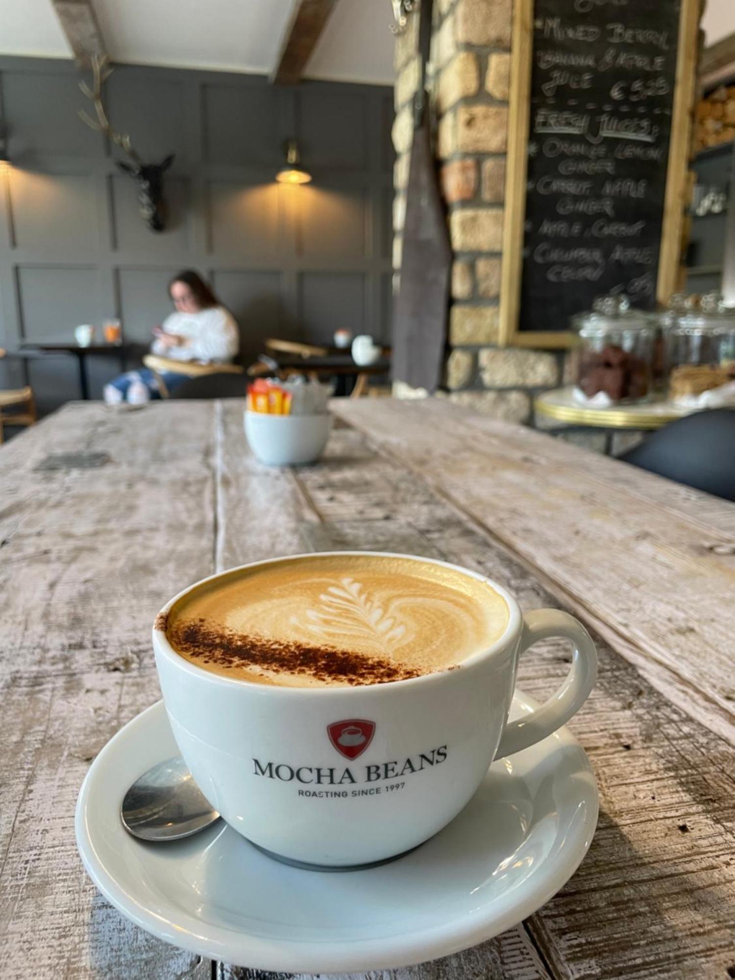 Mocha Newcastle Bed and Breakfast Γκάλγουεϊ Εξωτερικό φωτογραφία